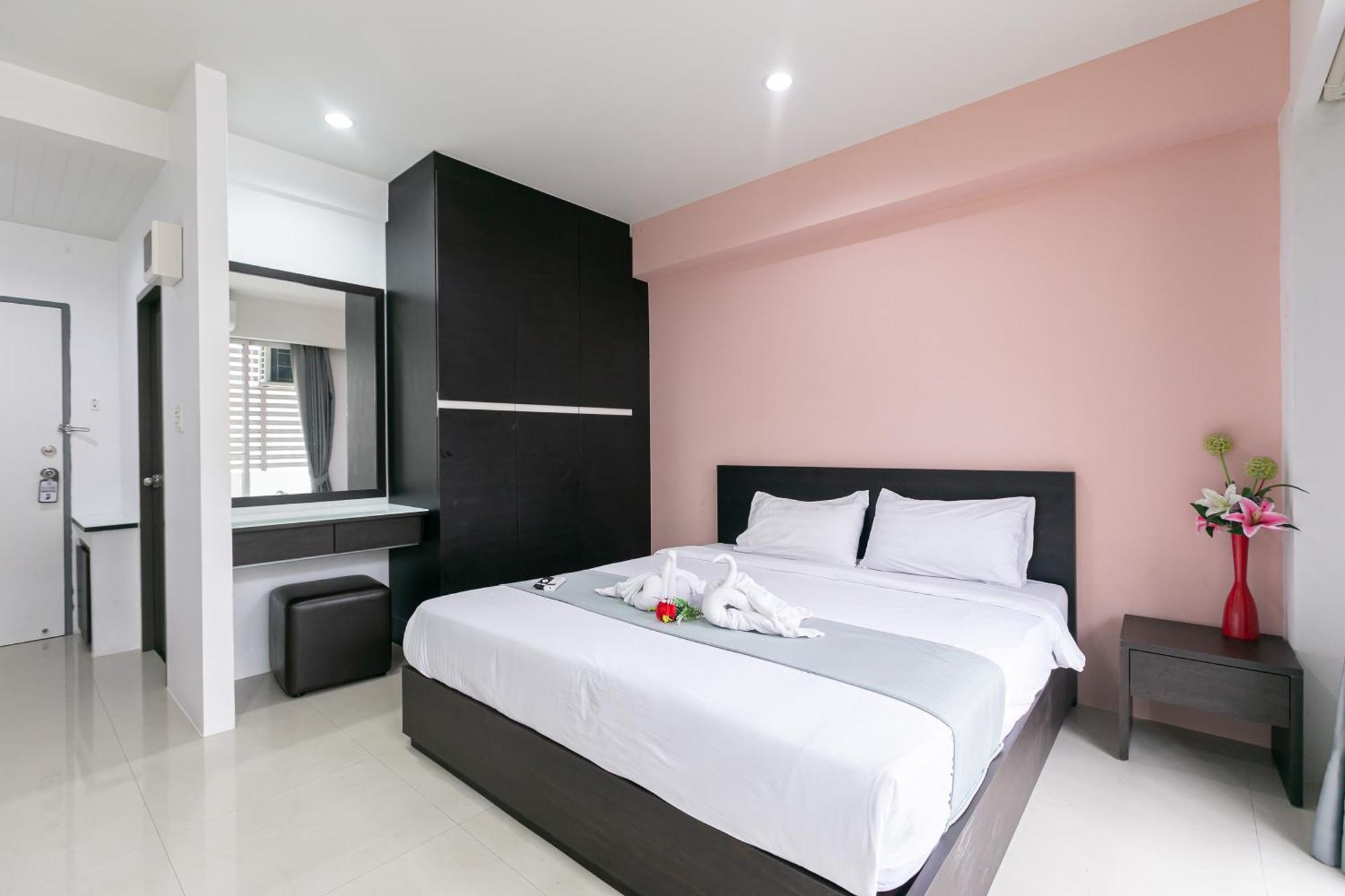 Ruan Plaisoi Hotel