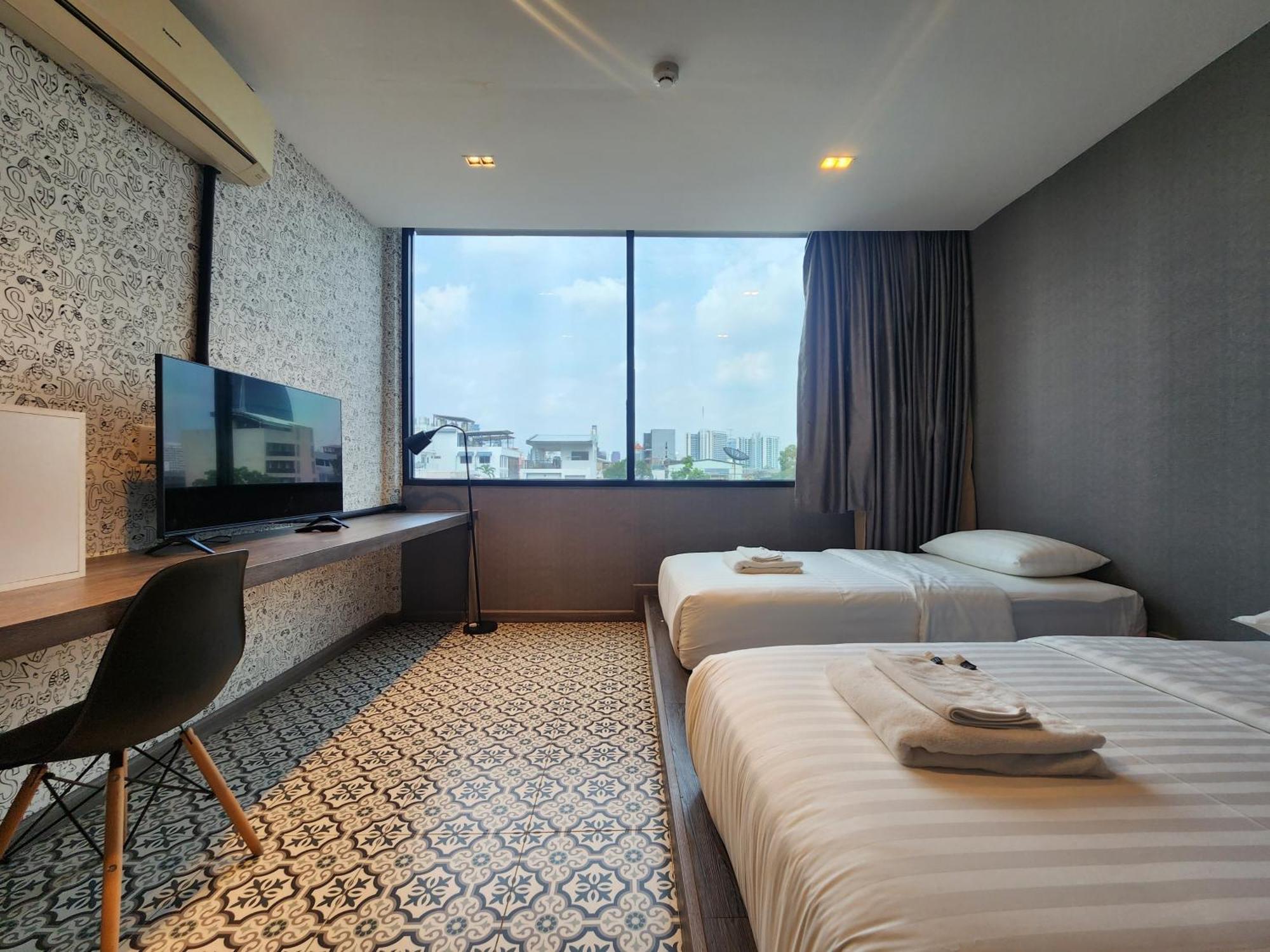 Hostel Happy Station Bangkok