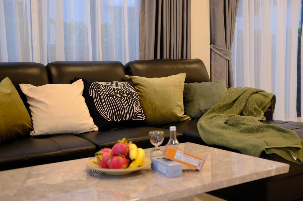 Villa Cheri's Homestay现代两层独栋别墅，4卧4卫，3日送接机1周接送机,近mega邦纳 *