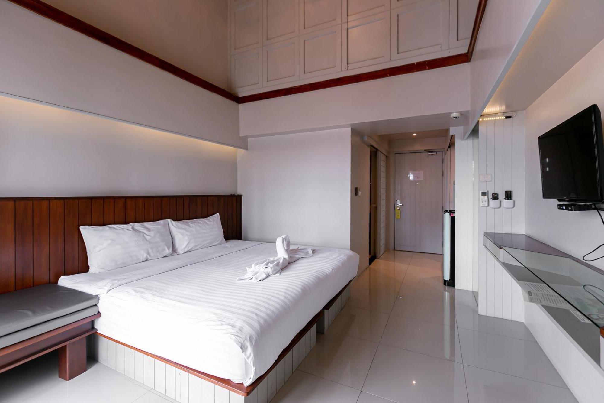 Hotel A Sathorn 2*