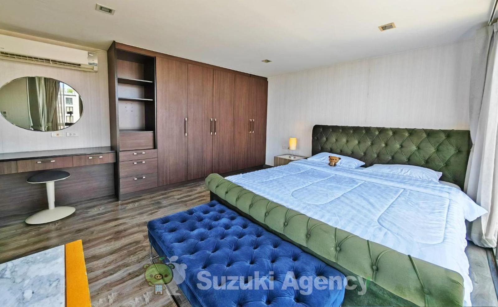 W8 Rise Lux Condo, 2 Bedroom Private Floor, Hip Bkk 5 Min From Thonglo Bts Station, Ok After The Earthquake