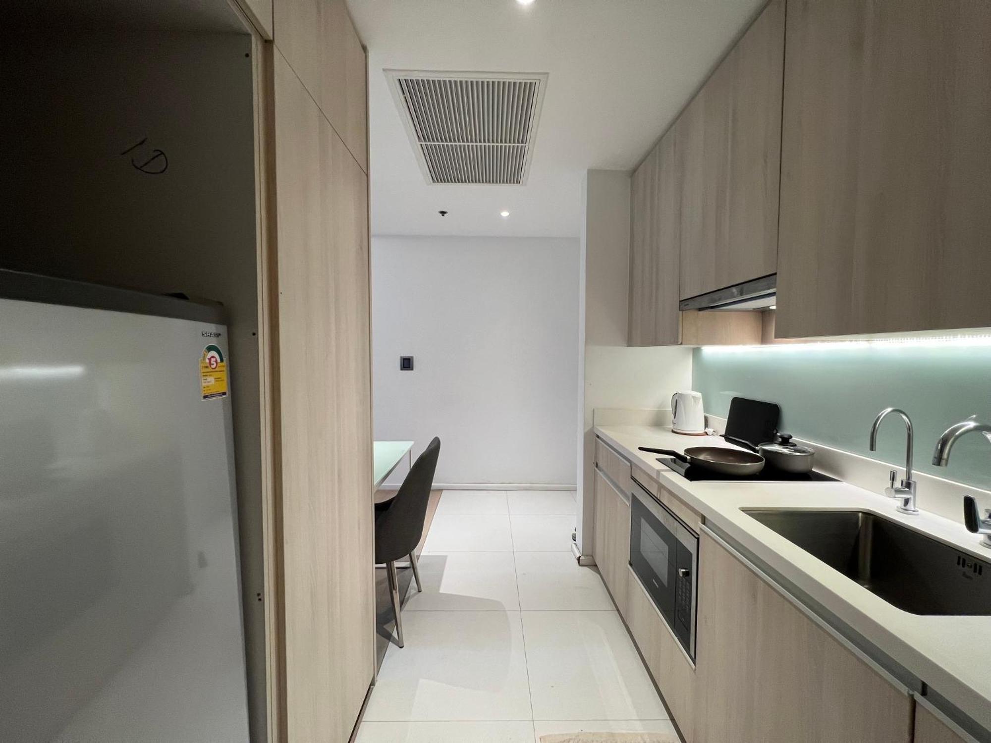 Sukhumvit 11#luxury#pool#gym#bts Nana&mrt Sukhumvit#1br#max2ppl Apartment Bangkok