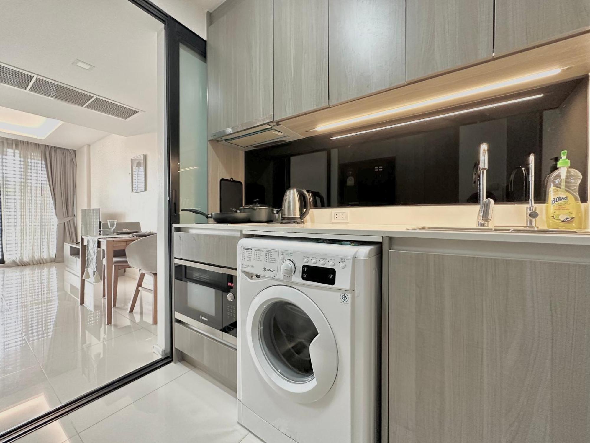 Circle Rein Sukhumvit 12 #1br#pool&gym#near Terminal 21#max4 Apartment Bangkok