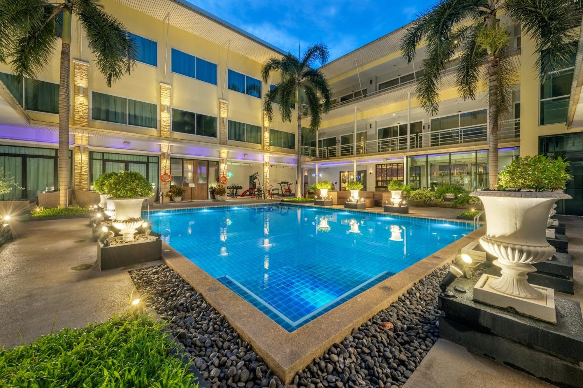 Qiu Sukhumvit Sha 4*