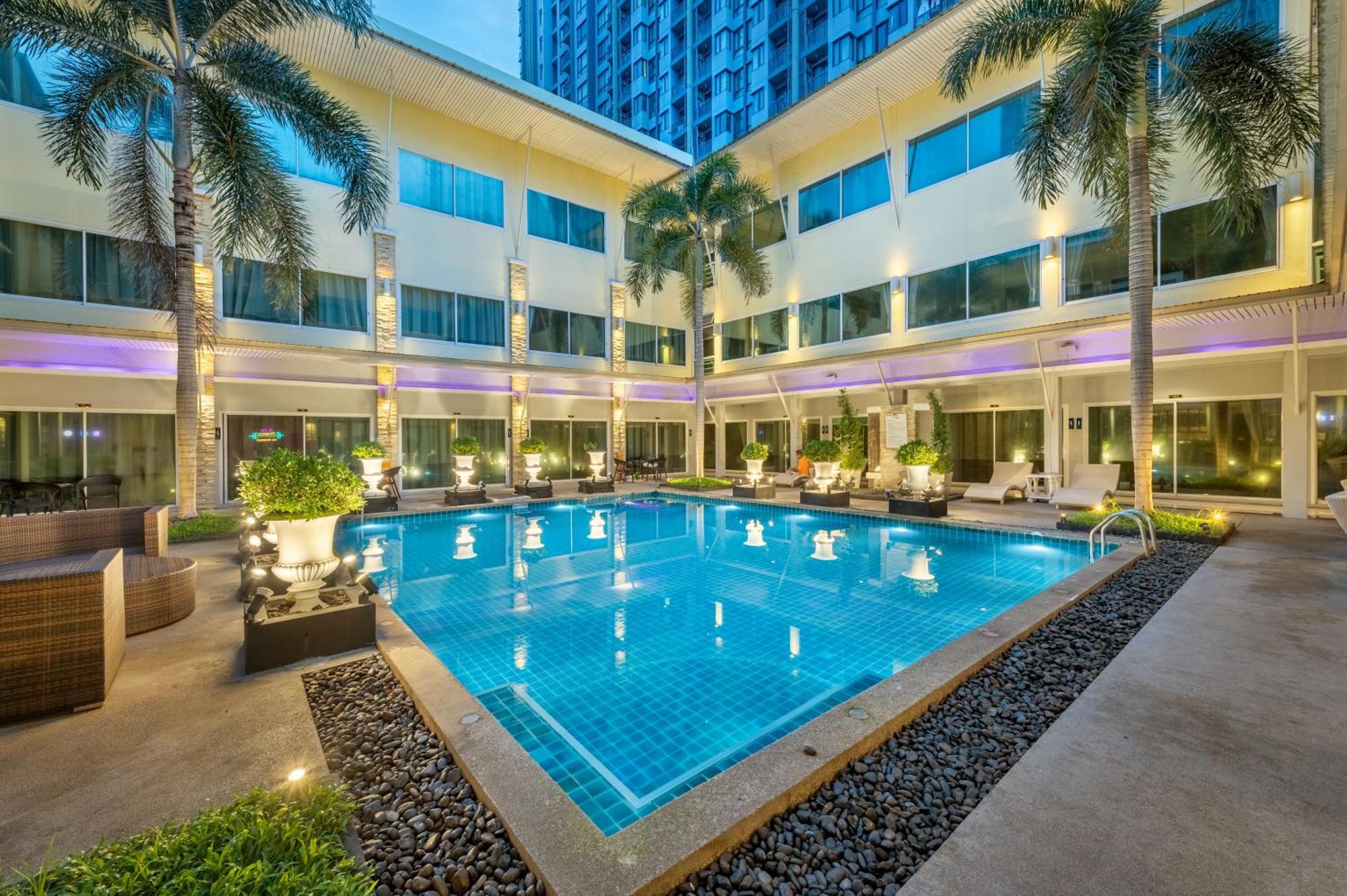 Qiu Sukhumvit Sha Hotel 4*