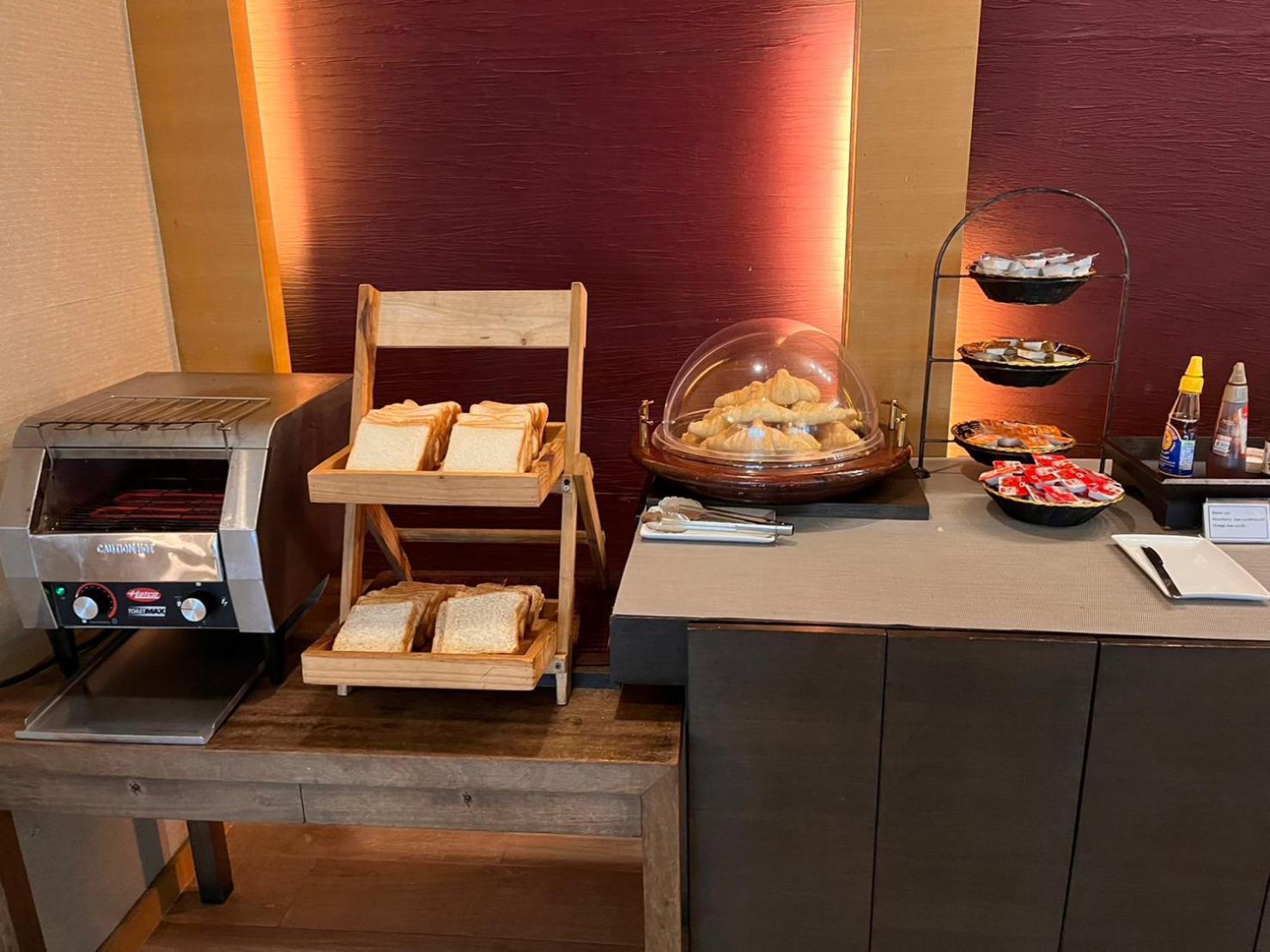 Urbana Sathorn Hotel,