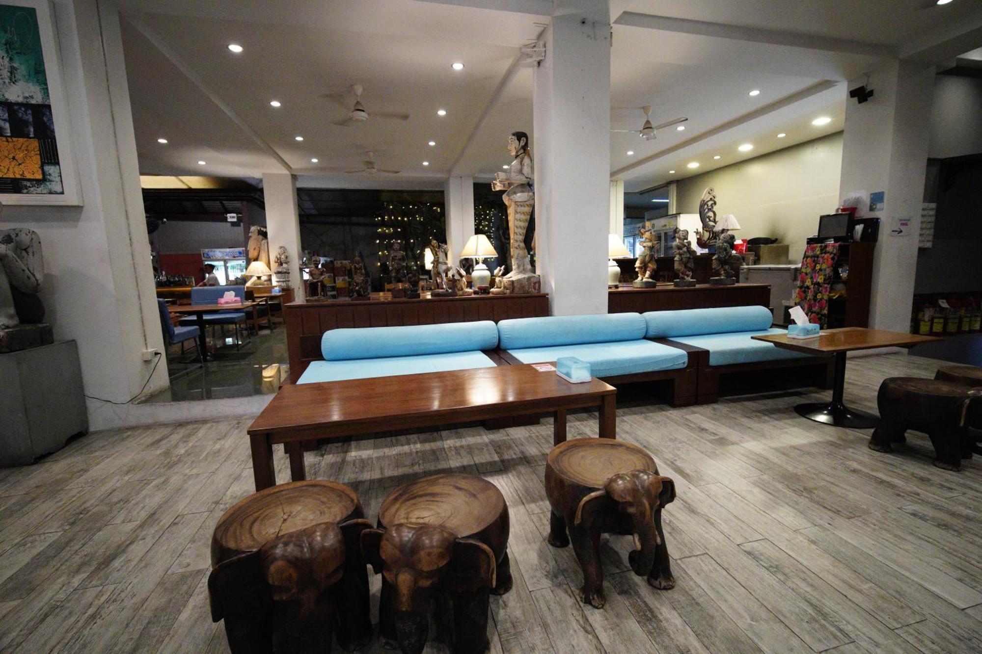 Wild Orchid Hotel 3*