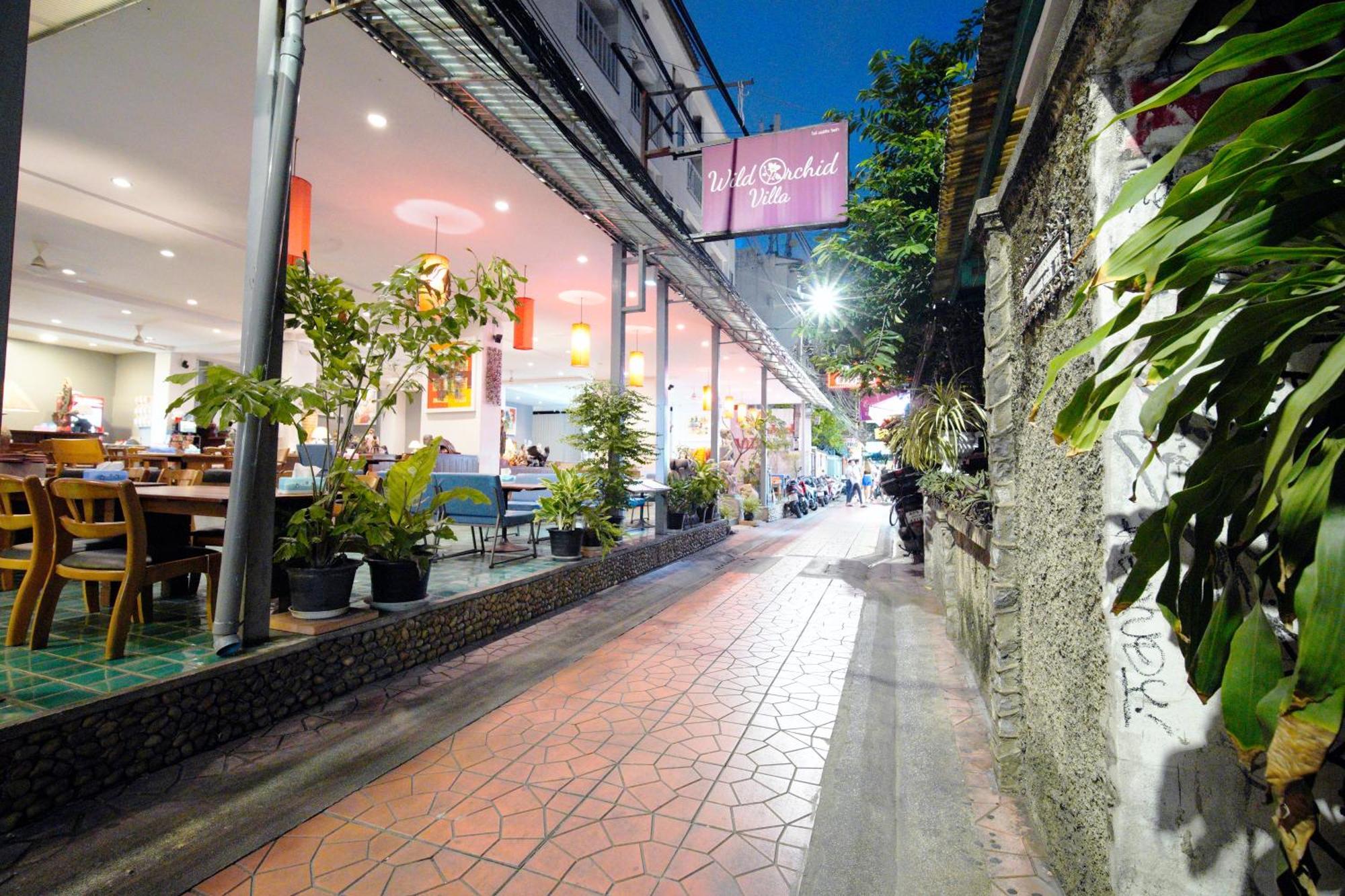 Wild Orchid Hotel