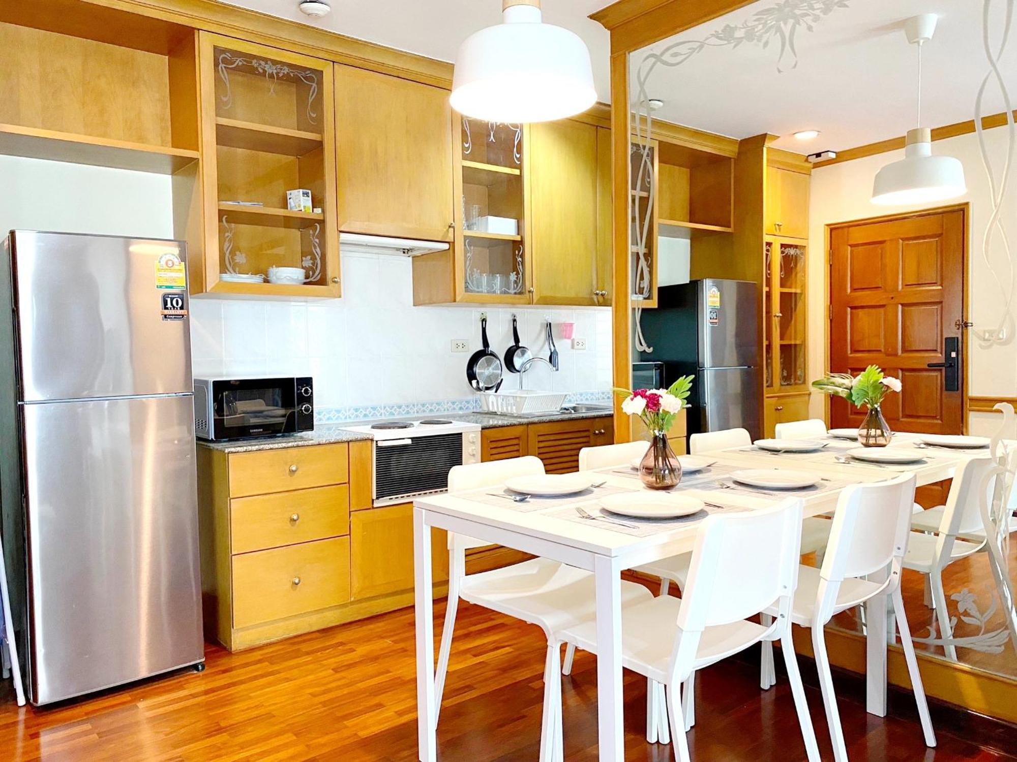 Grand Diamond Apartment *