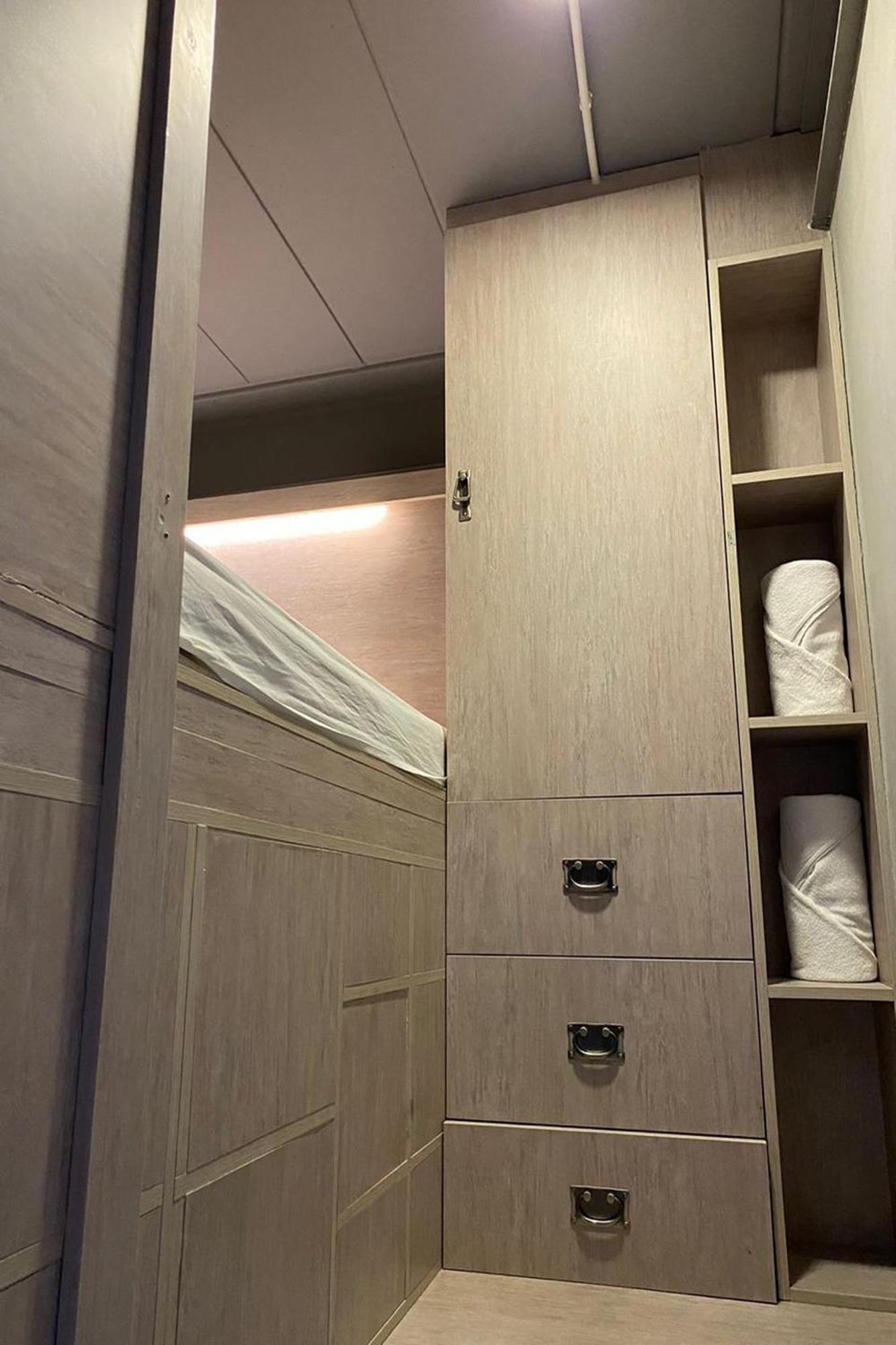Hotel 44 Rama 3 3*