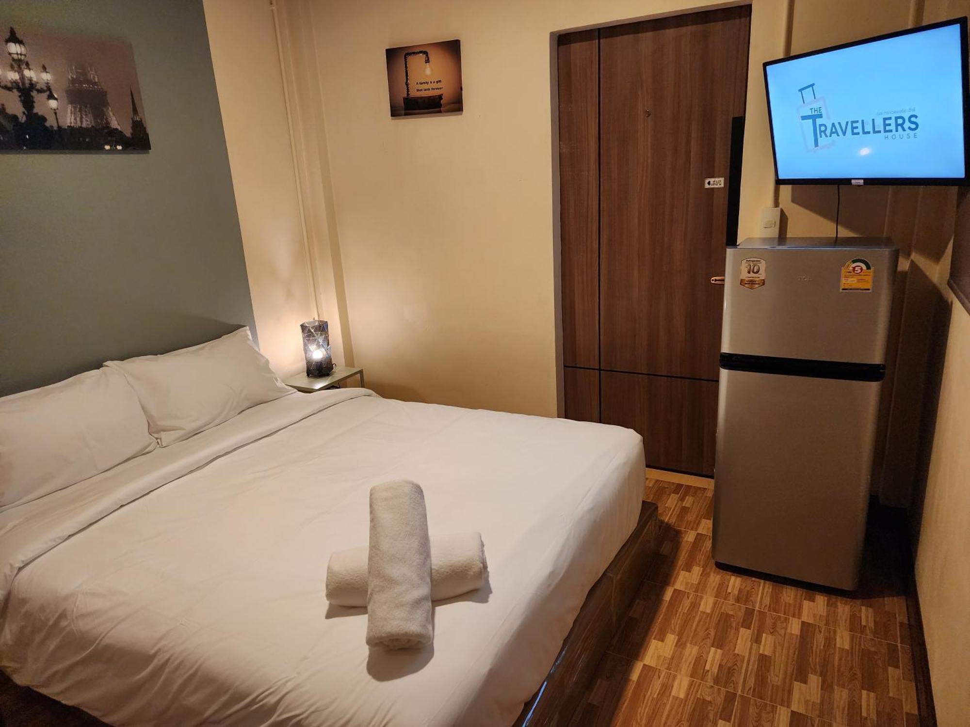 The Travellers House - Pet Friendly Rumah tetamu Bangkok