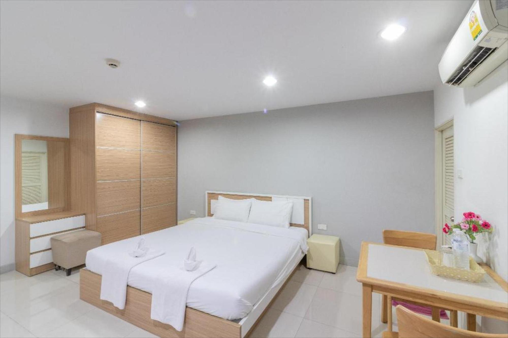 Siam Privi Hotel Hotel
