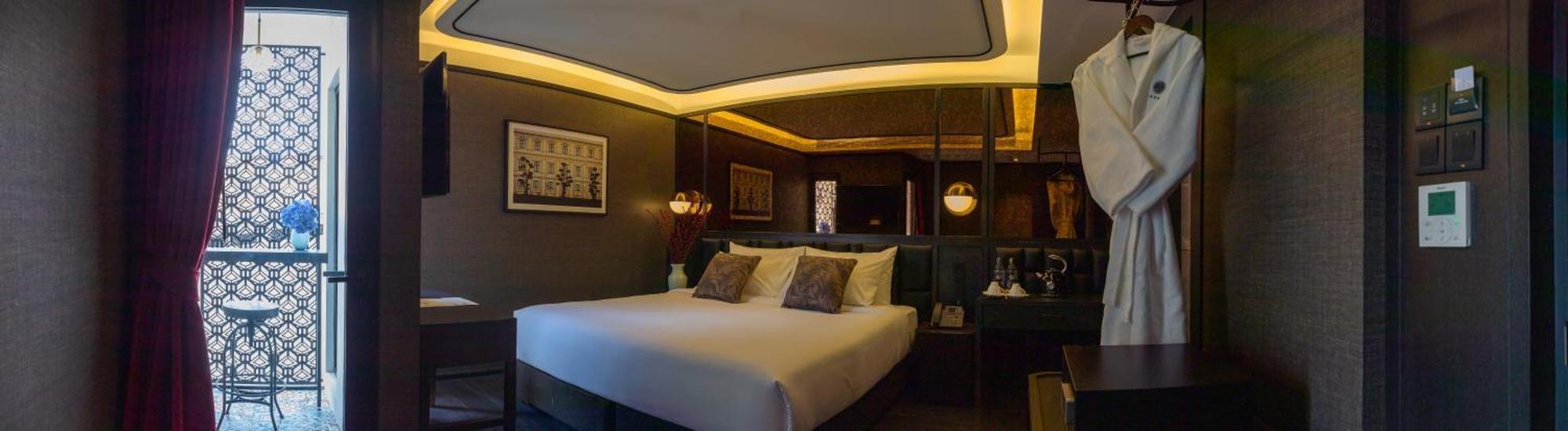 The Gravitique Khaosan Hotel Bangkok