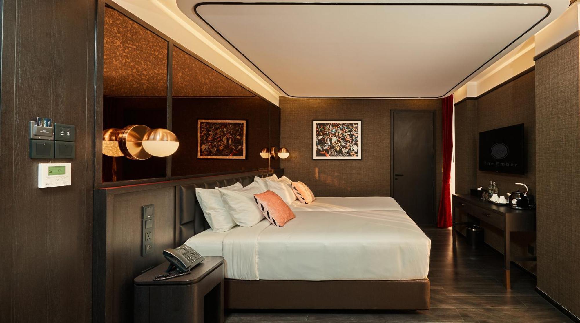 The Gravitique Khaosan Hotel Bangkok