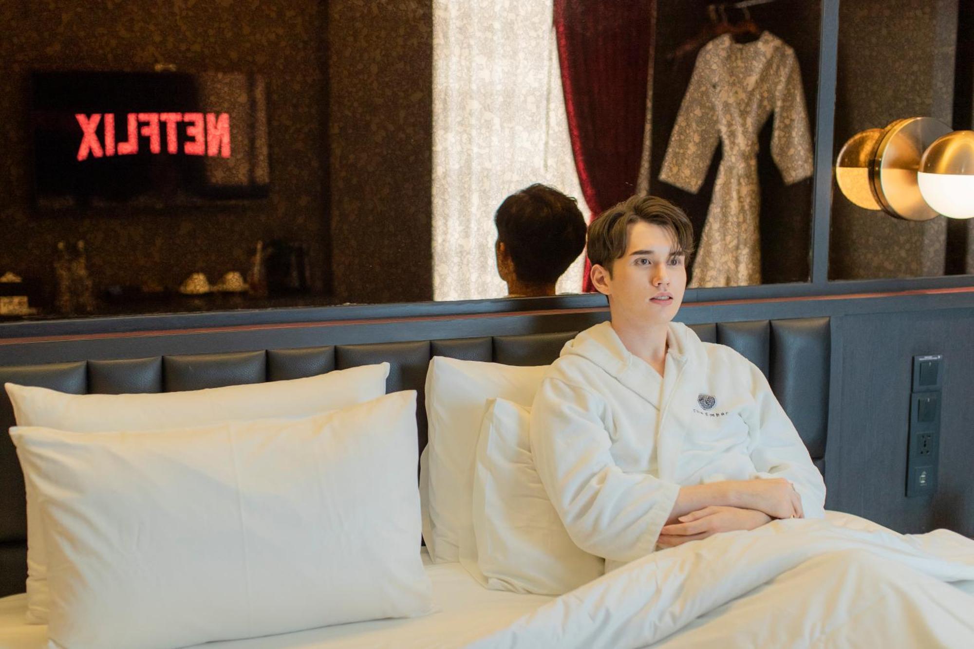 The Gravitique Khaosan Hotel Bangkok