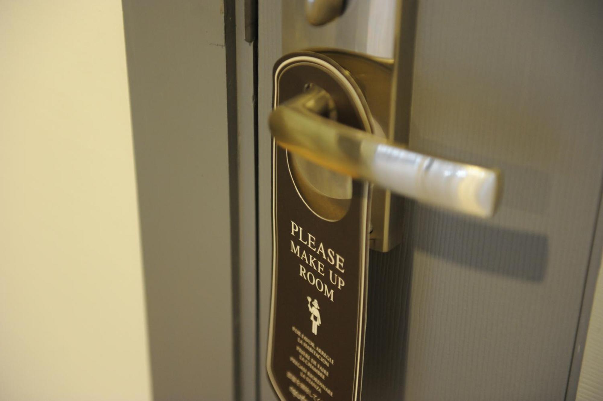 Hotel Leenova 5*
