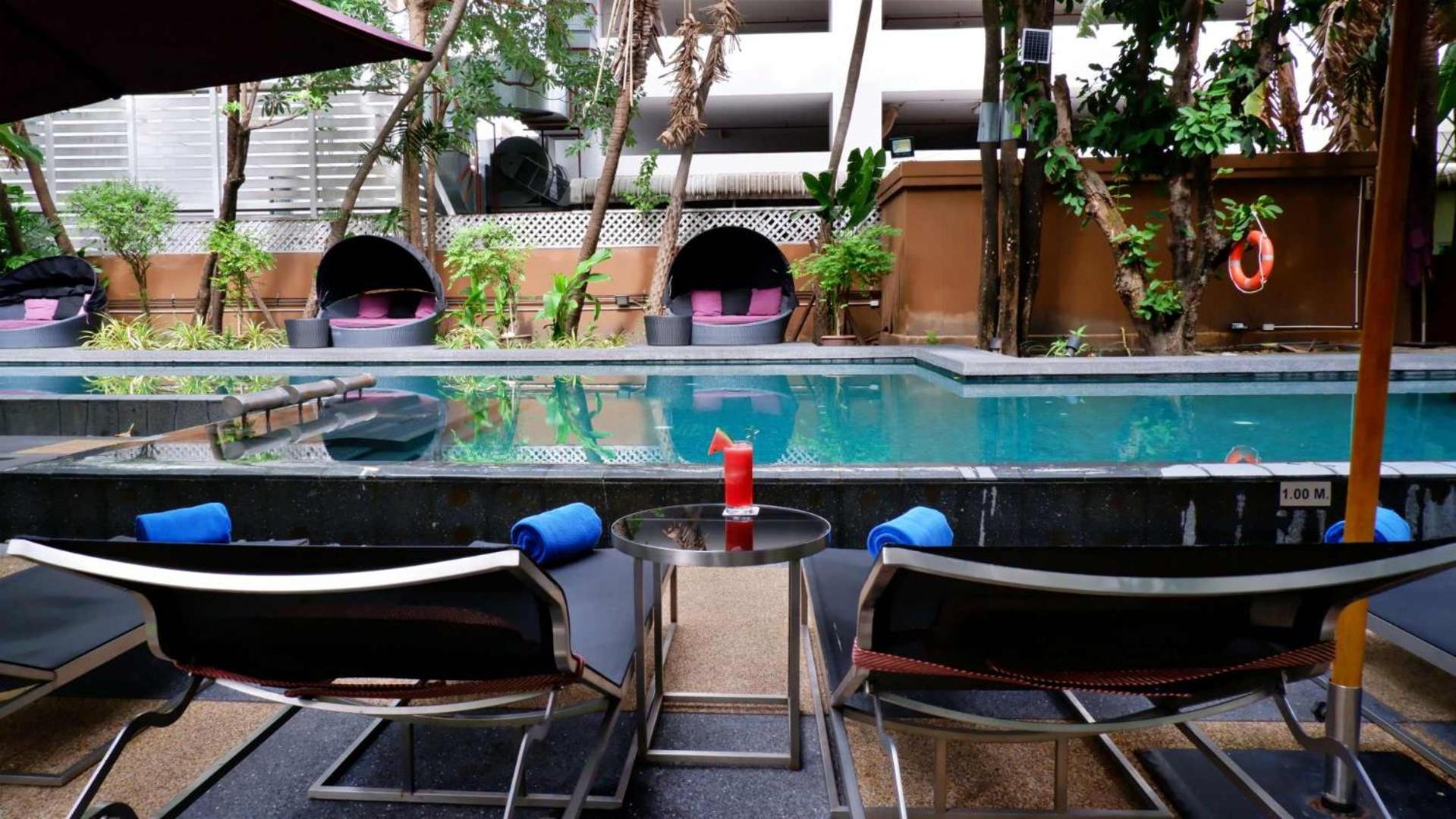 Sora & Sukhumvit Hotel 4*