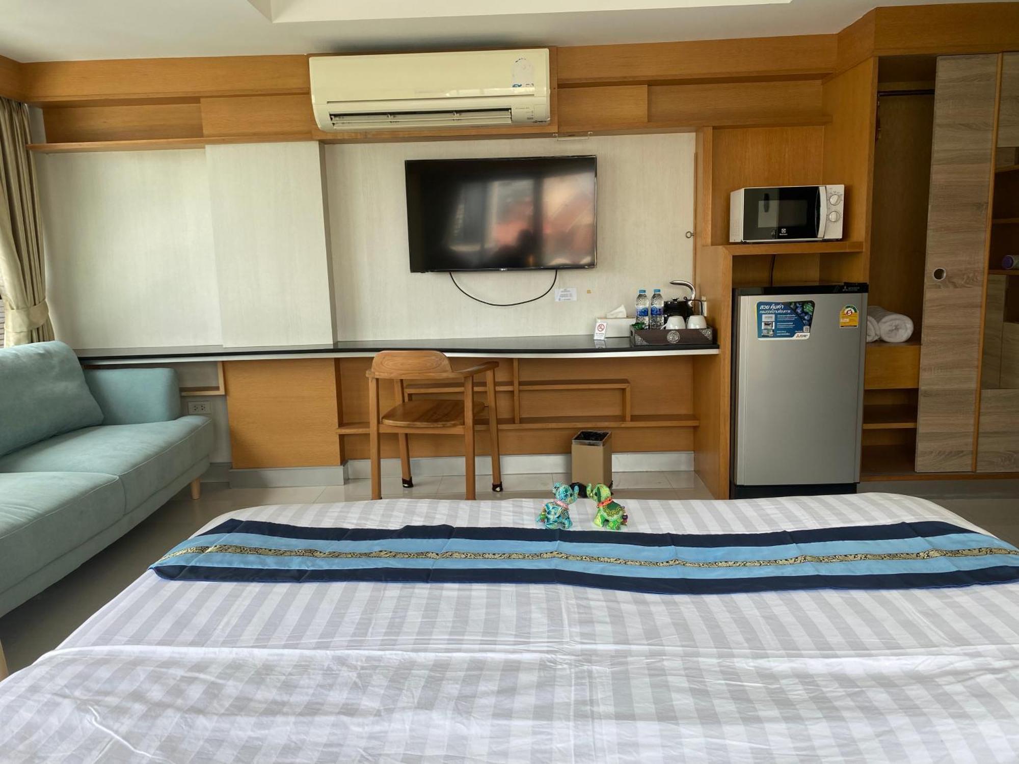 L18 แอลสิบแปด เรสซิเดนซ์ Aparthotel Bangkok