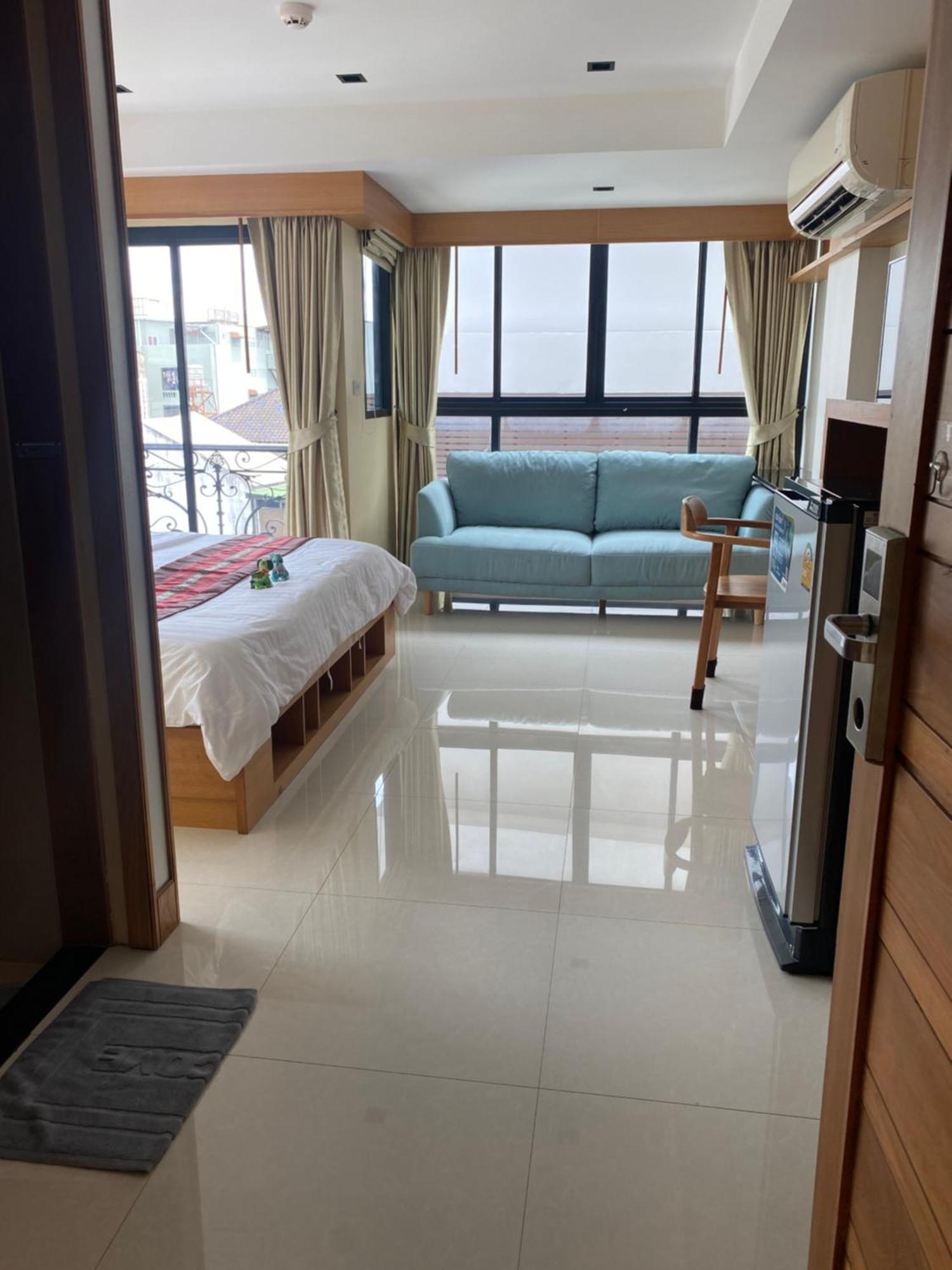 L18 แอลสิบแปด เรสซิเดนซ์