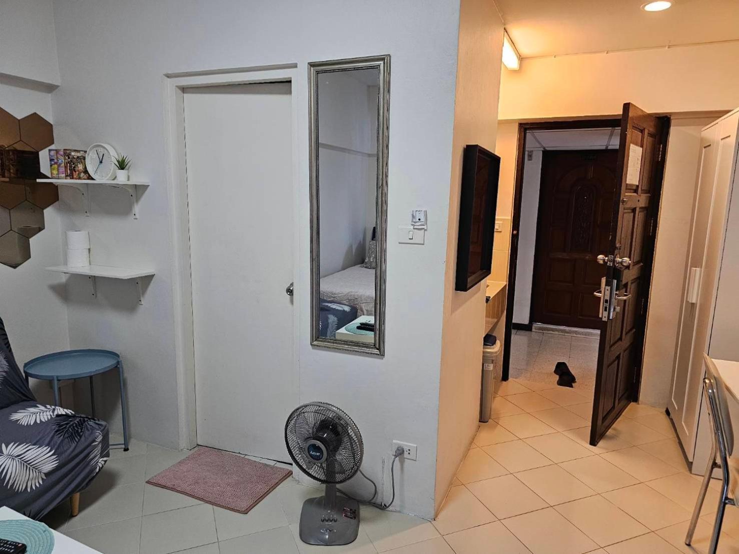 Cozy 1br Walk To Bts And Airport Rail Link Close To Malls T Apartment Bangkok