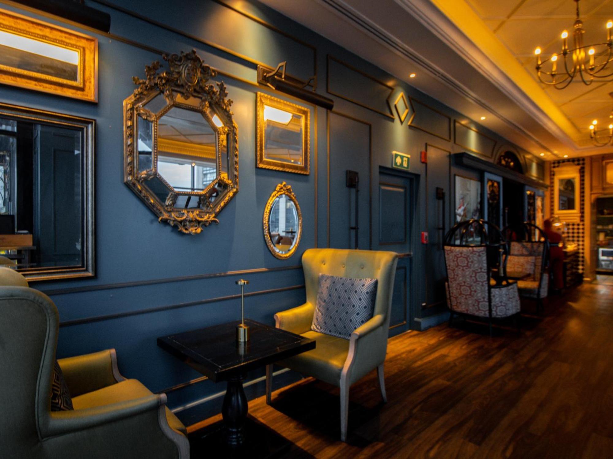 Skyview - Sukhumvit 5*