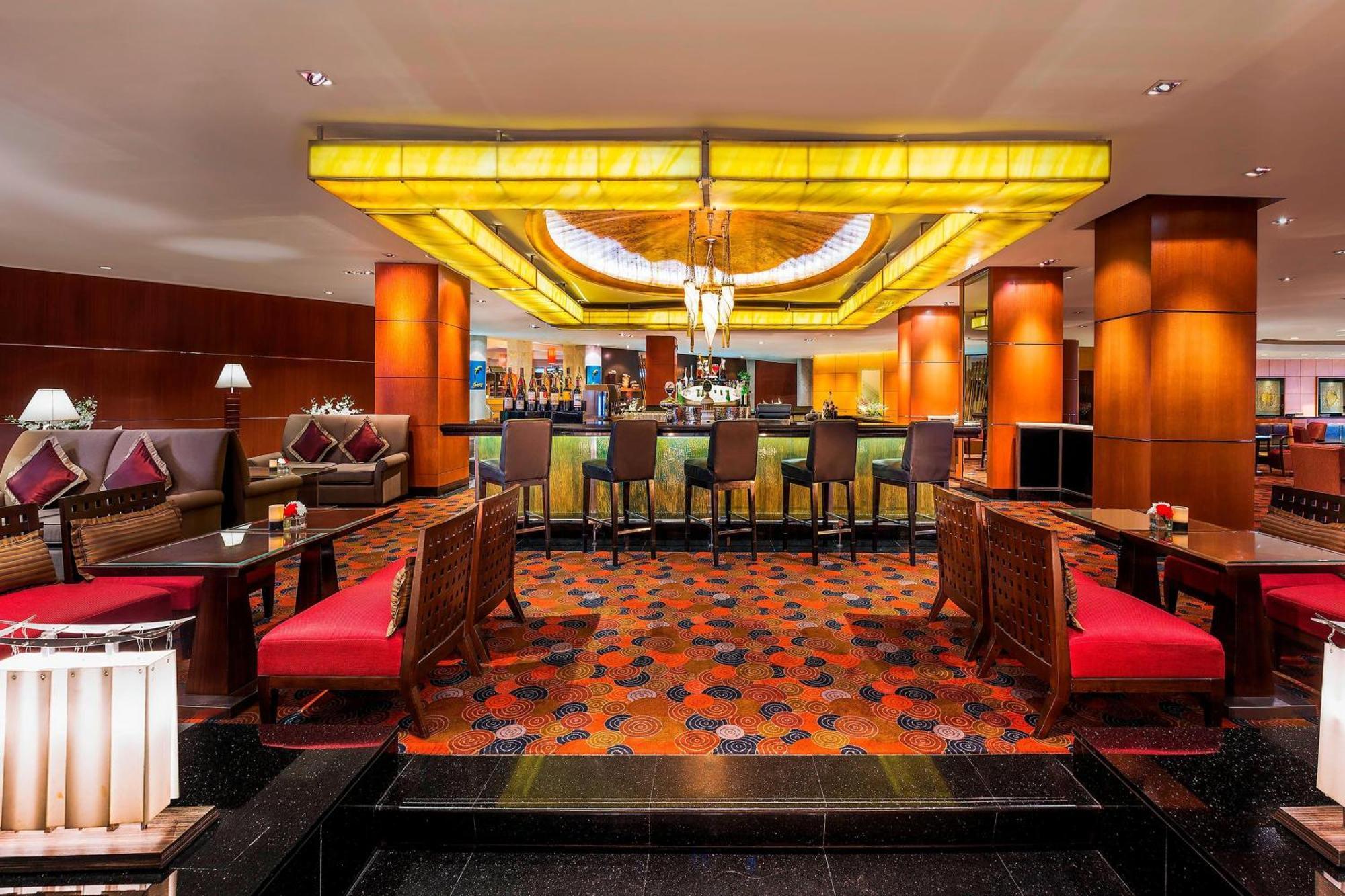 Royal Orchid Sheraton Riverside Hotel 5*