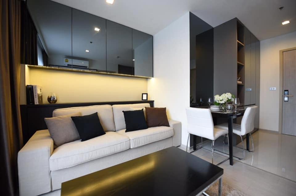 Super Luxury Apartment Bangkok