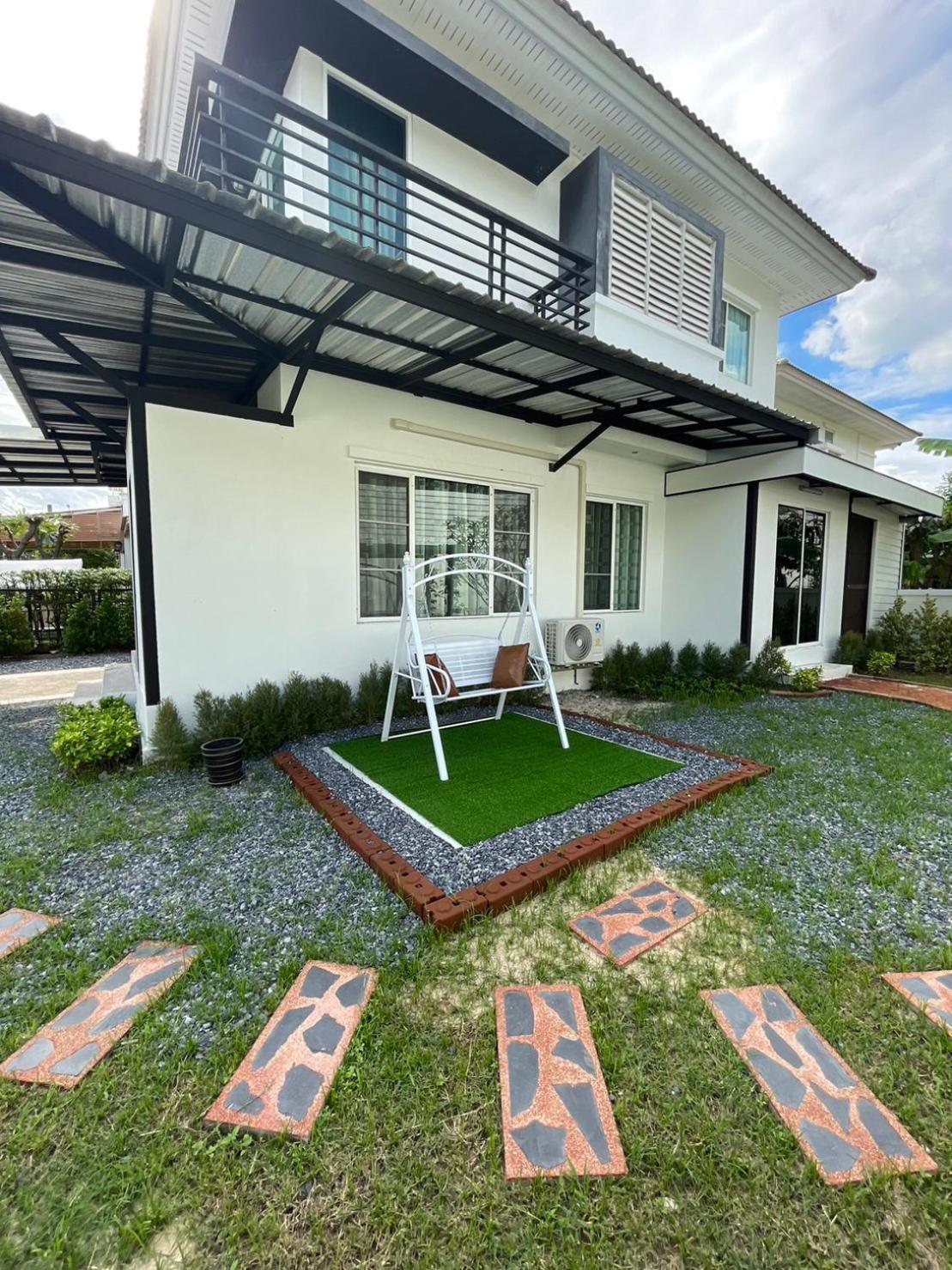Anna Home@lat Krabang Villa *