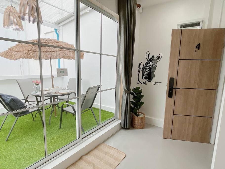 Relax Private Terrace&cozy Br,near Grand Palace Apartment Bangkok