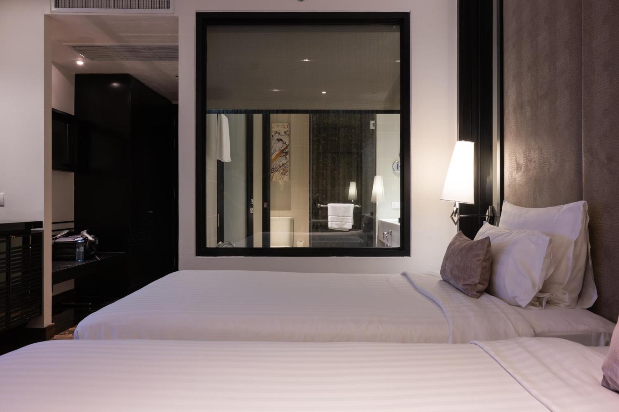 Moevenpick Sukhumvit 15 5*