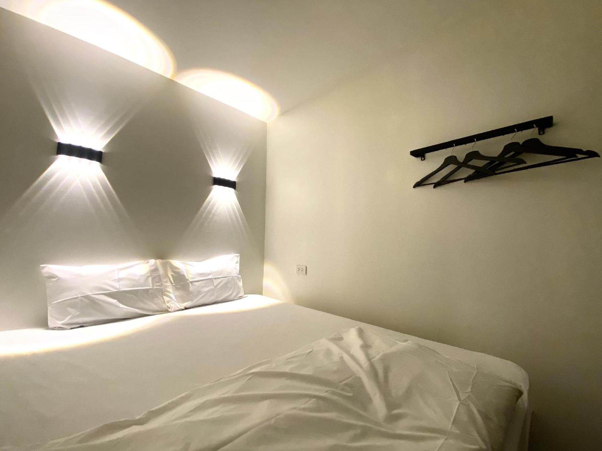 Hostel Forgotten Silom *