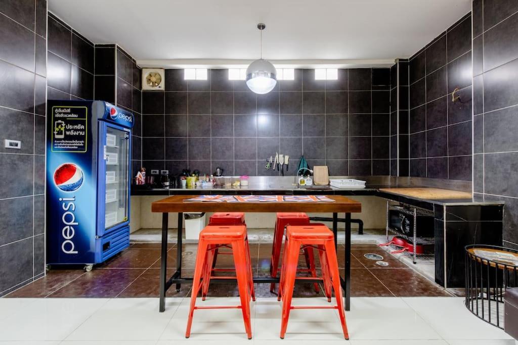Homestay Cb's - Cheap Boutique Bangkok