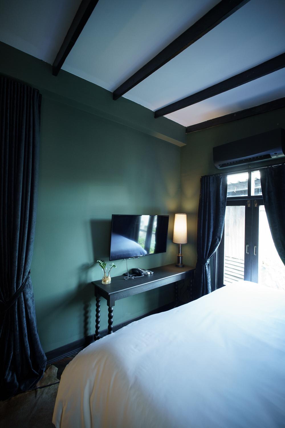Hotel Baan Tuk Din 4*