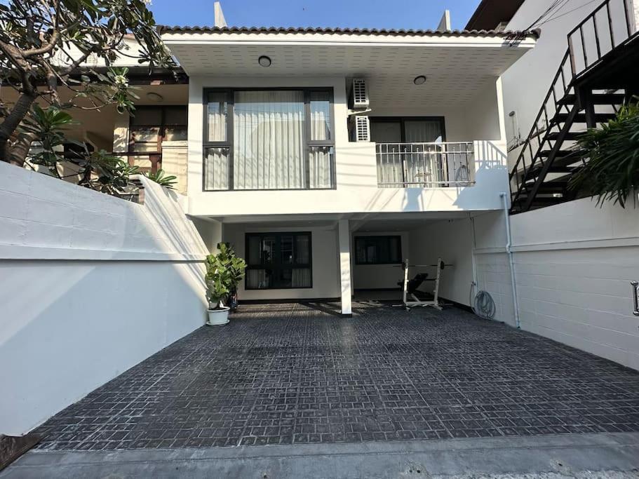 Private Cozy House @chatcuchak Holiday home Bangkok