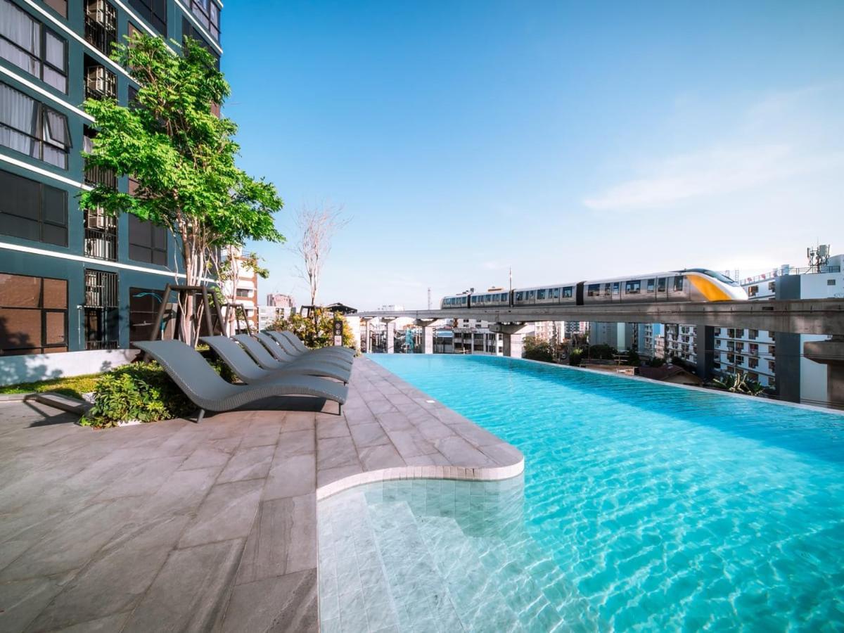 The Origin Ladprao-bangkapi Complex In Bangkok, Apartment *