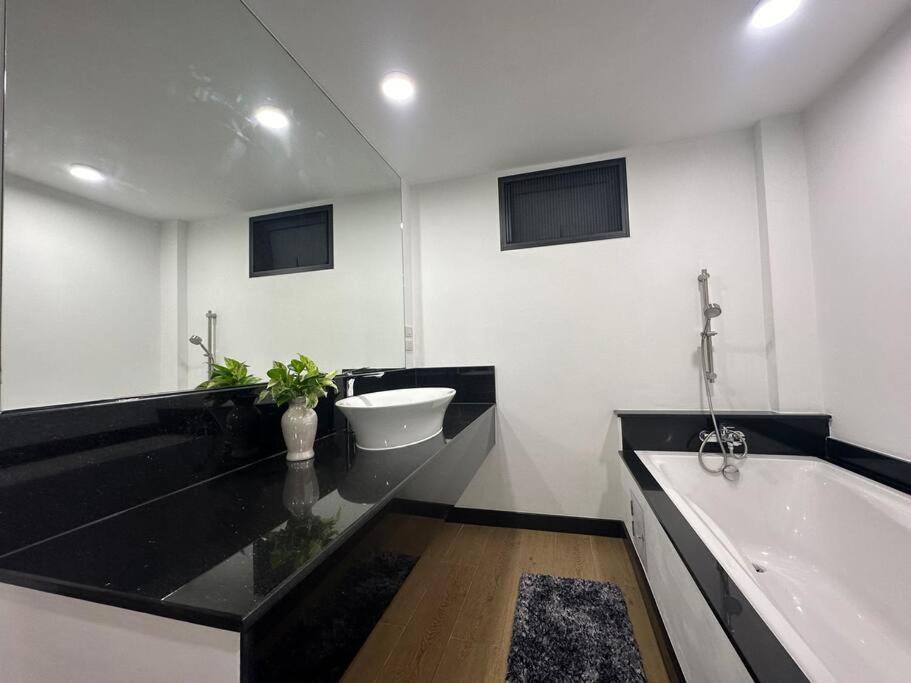 Private Cozy House @chatcuchak Bangkok