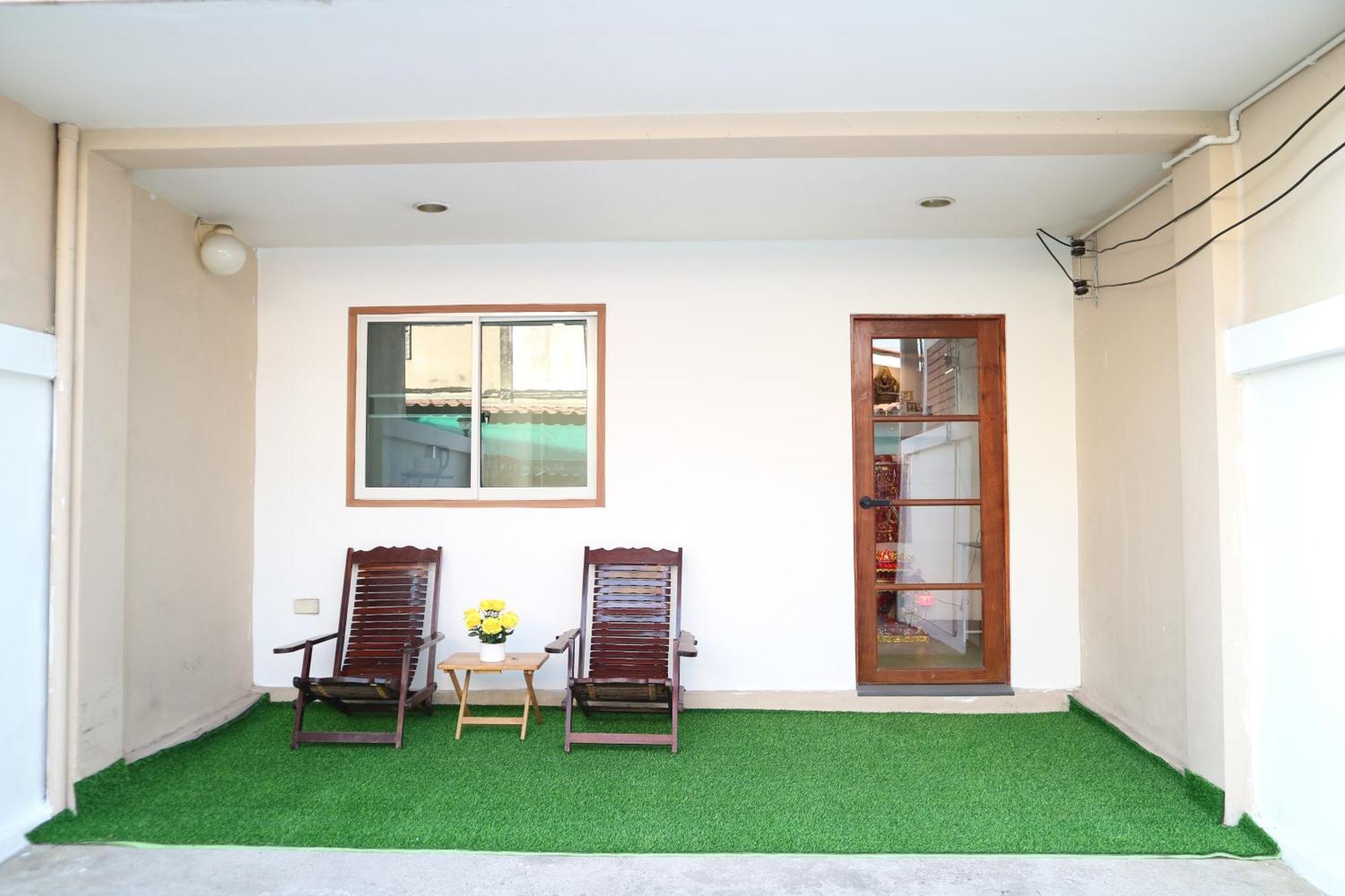 Holiday home Happyhouse Laksi Station *
