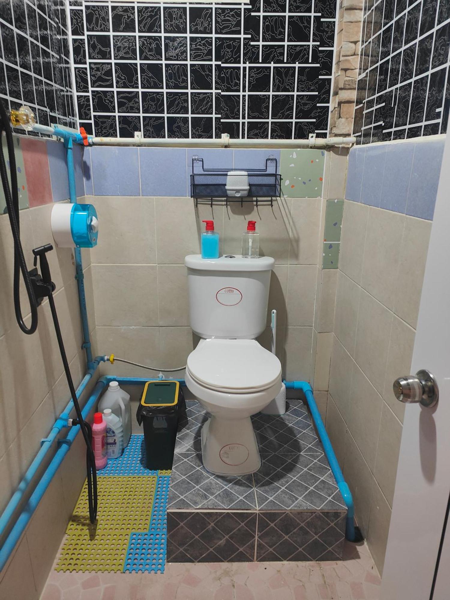 108 Olan Place Quiet With Free Wi-fi Apartment *