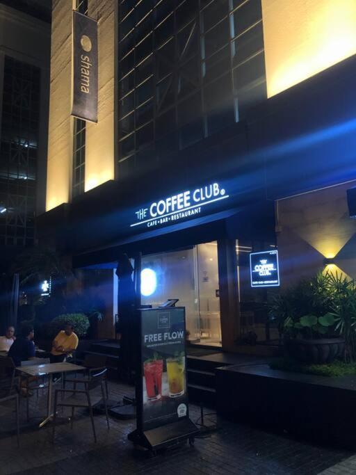 Miq_home403/asok Bts/resort Pool/9pax/1000mbwifi Villa Bangkok