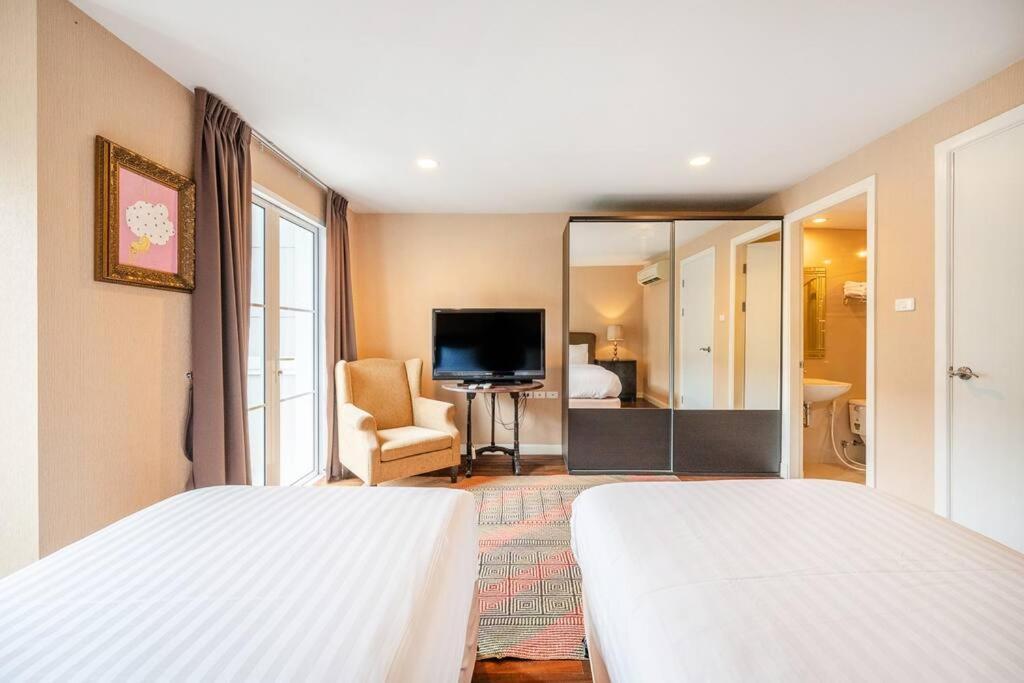 Miq_home403/asok Bts/resort Pool/9pax/1000mbwifi Villa Bangkok