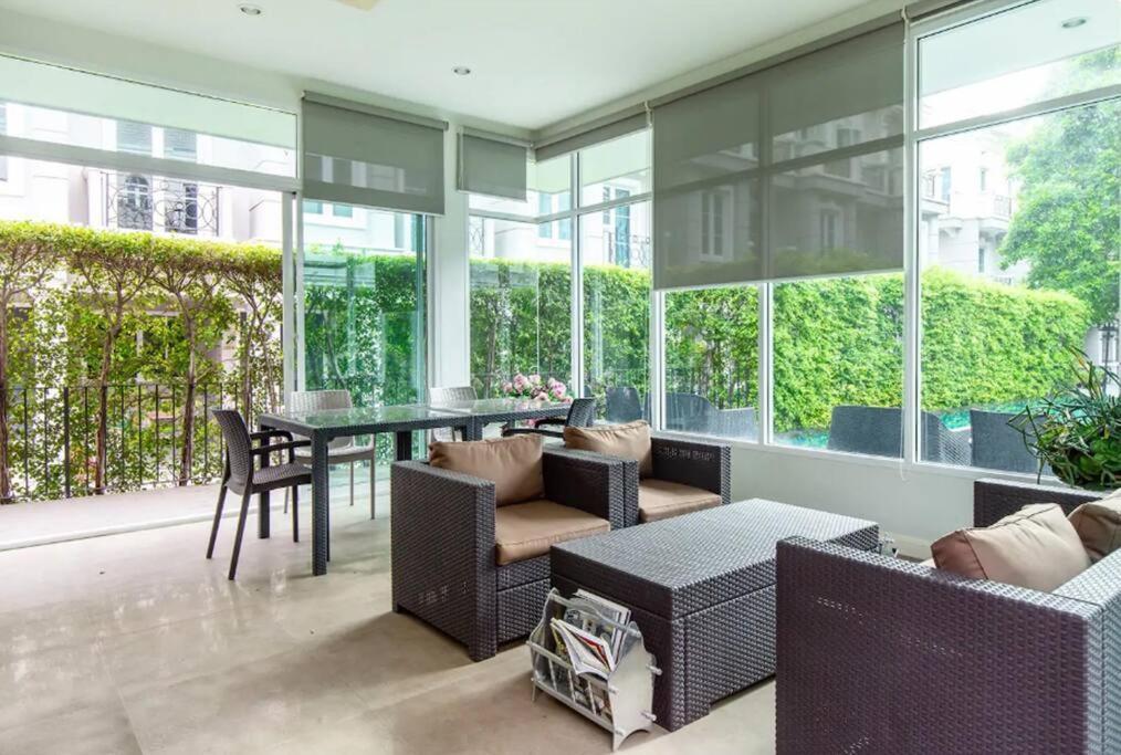 Villa Miq_home403/asok Bts/resort Pool/9pax/1000mbwifi *