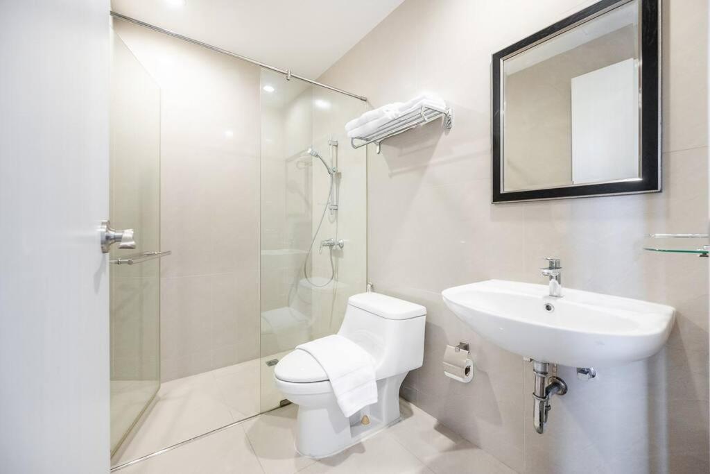 Miq_home403/asok Bts/resort Pool/9pax/1000mbwifi Villa *