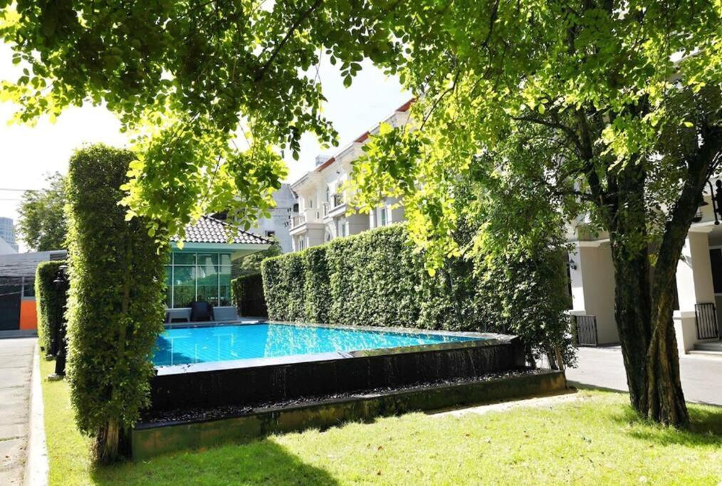 Miq_home403/asok Bts/resort Pool/9pax/1000mbwifi
