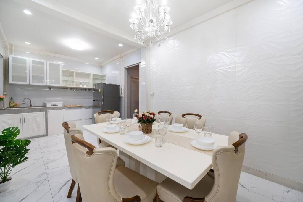 Miq 142 Huai Khwang_new4br/jodd Fair Bangkok