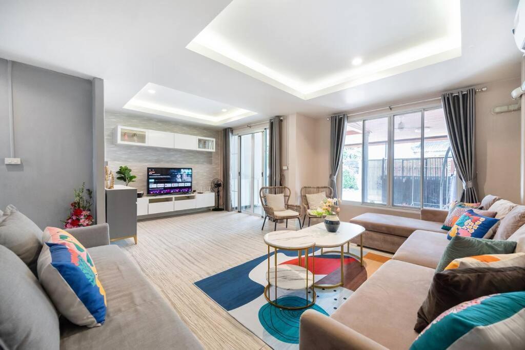 Miq 142 Huai Khwang_new4br/jodd Fair Bangkok