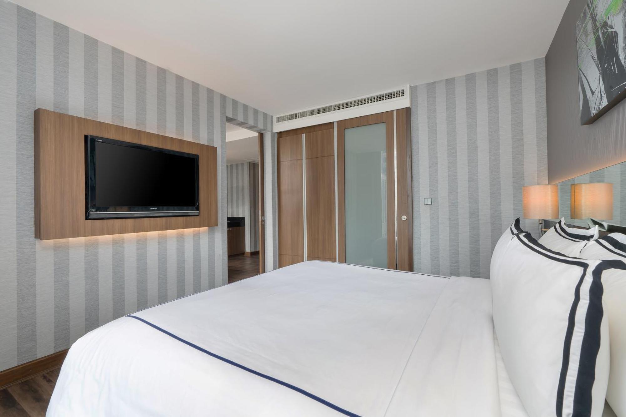 The Continent Sukhumvit - Asok Bts Hotel Bangkok