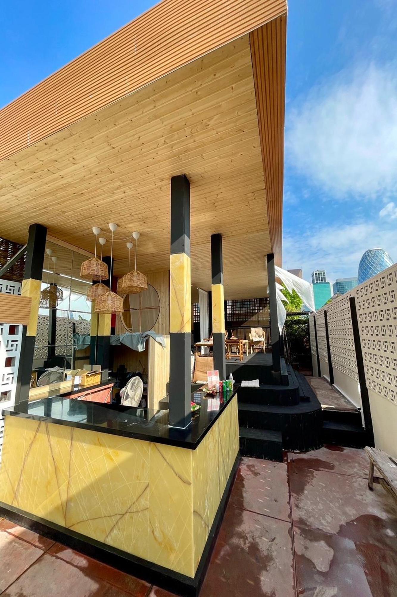Blu Gay Poshtel
