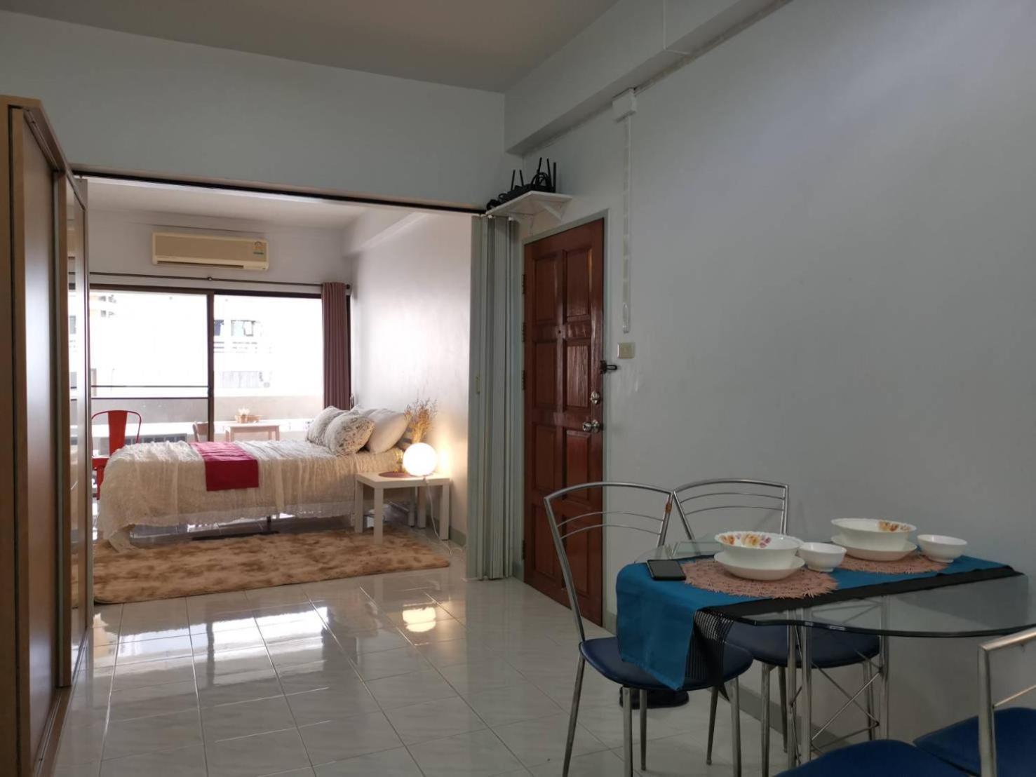 Apartment Cozy 1br Walk To Bts And Airport Rail Link Close To Malls 12