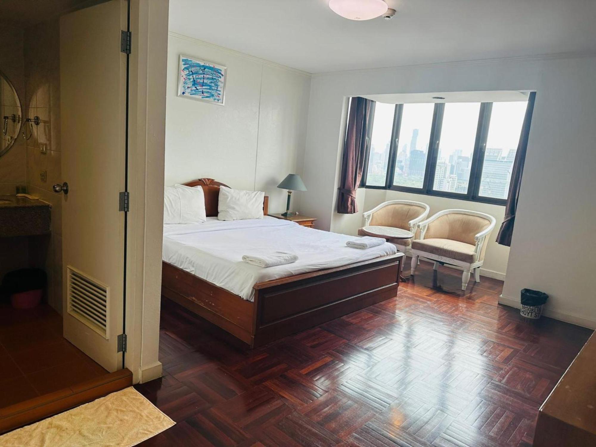 Apartment Omni Tower Cozy By Direct