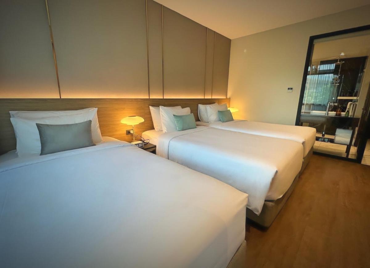 Sam E Sathorn 4*